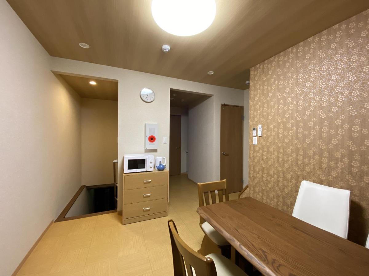 Wutong-40 Minutes Direct To Kansai Airport And 5 Minute Walk To Jr Or Subway Or Nankai Line And 1 Minute To Tsutenkaku The Landmark Of Osaka And Many Japanese Bistros Nearby Kültér fotó